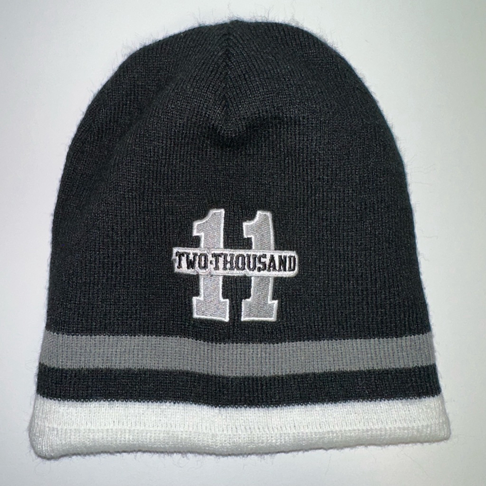 2011 Cap Beanie Hat One Size Gray Reversible Top Drawer Caps - Picture 2 of 7